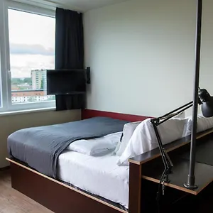 Base Hamburg