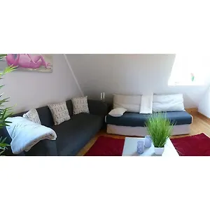 Gute Zeit Apartment